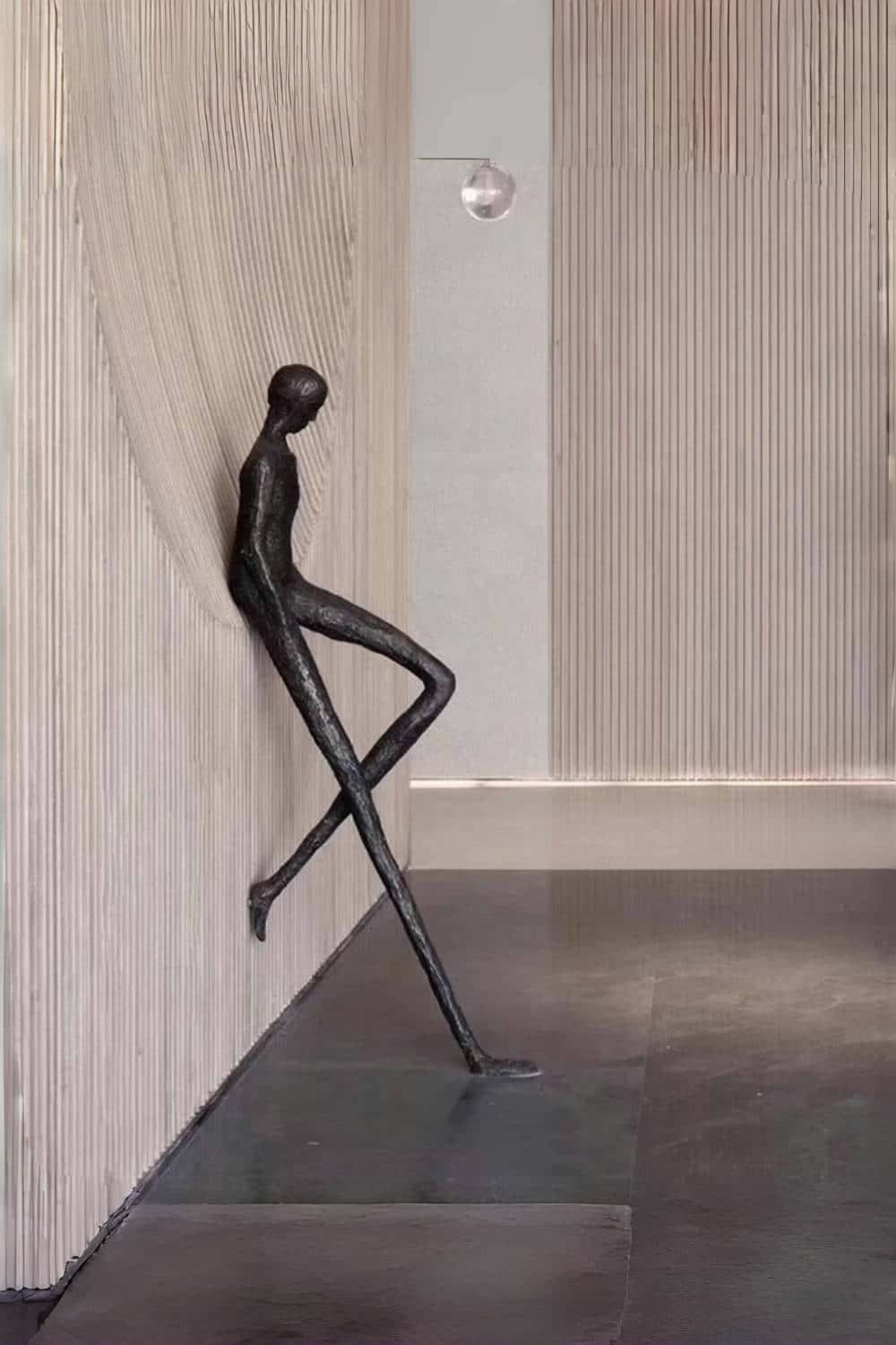 Metal Human Sculpture Fiberglass Human Sculpture Floor Standing Sculpture