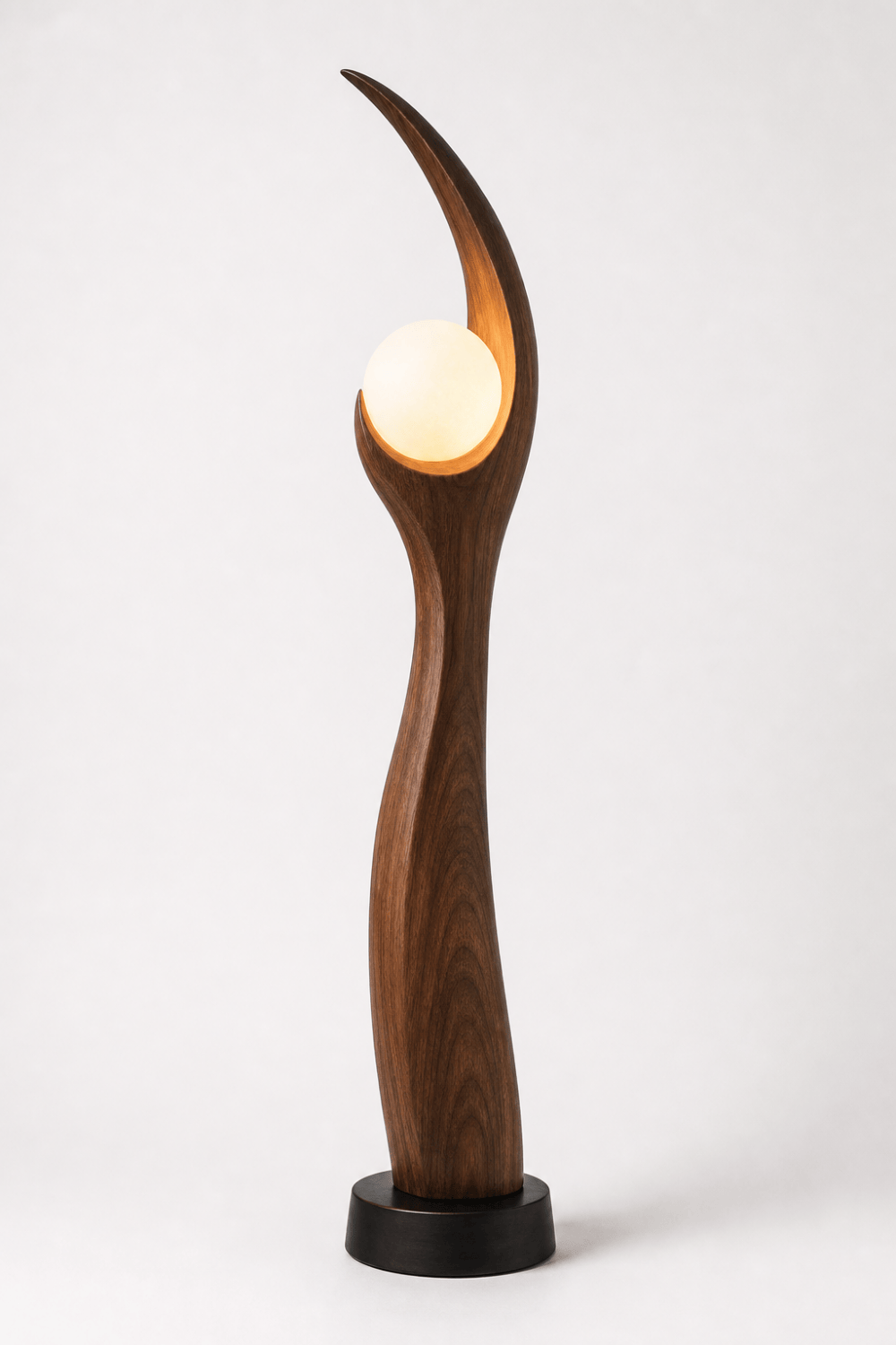 Sculptural Wooden Floor Lamp Blending Art And Function With Natural Grain Texture And Soft Illumination