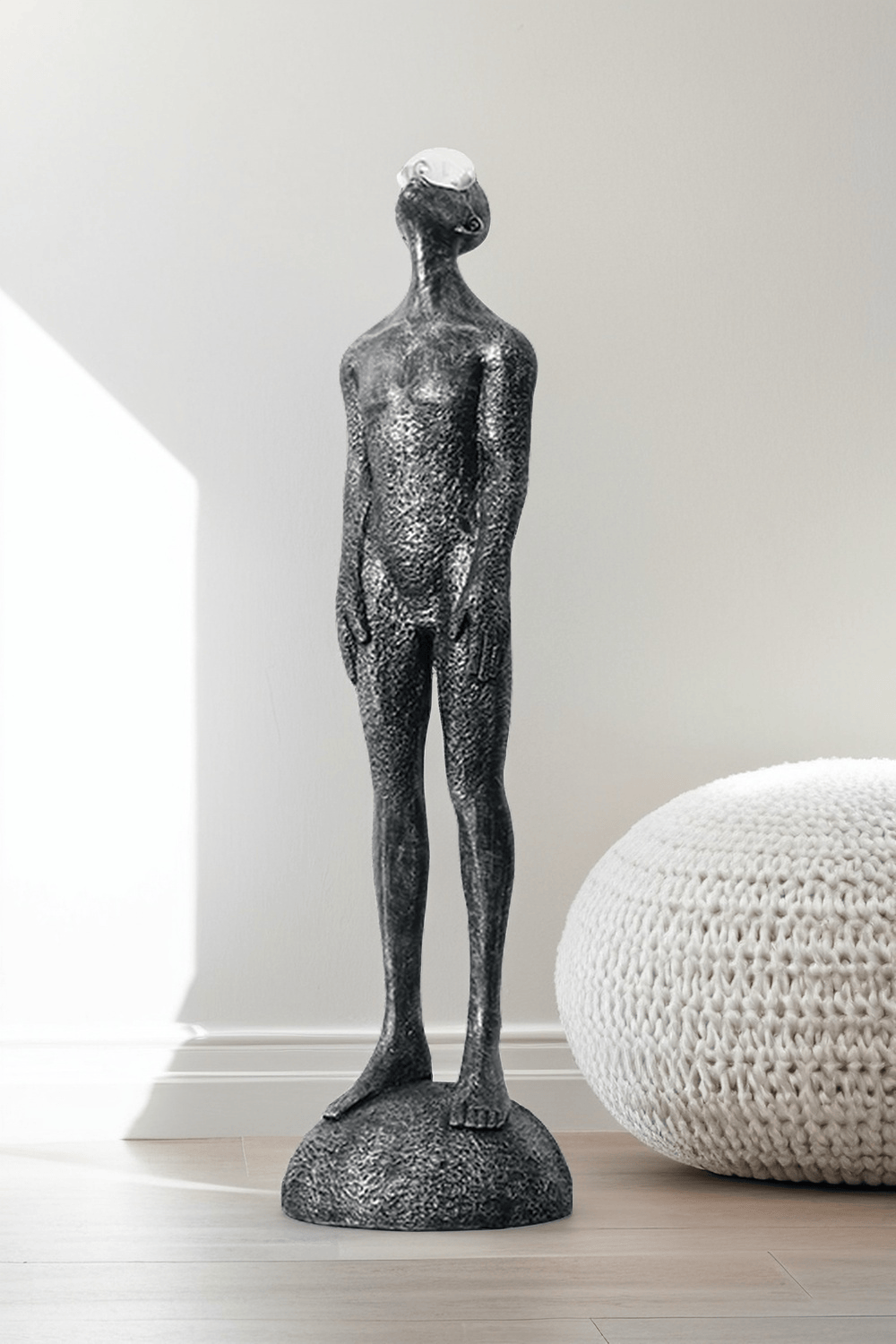 Metal Human Sculpture Fiberglass Human Sculpture Floor Standing Sculpture